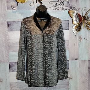 Chico's Black White Animal Print Stretch Button Down Blouse Sz 0 (Small)